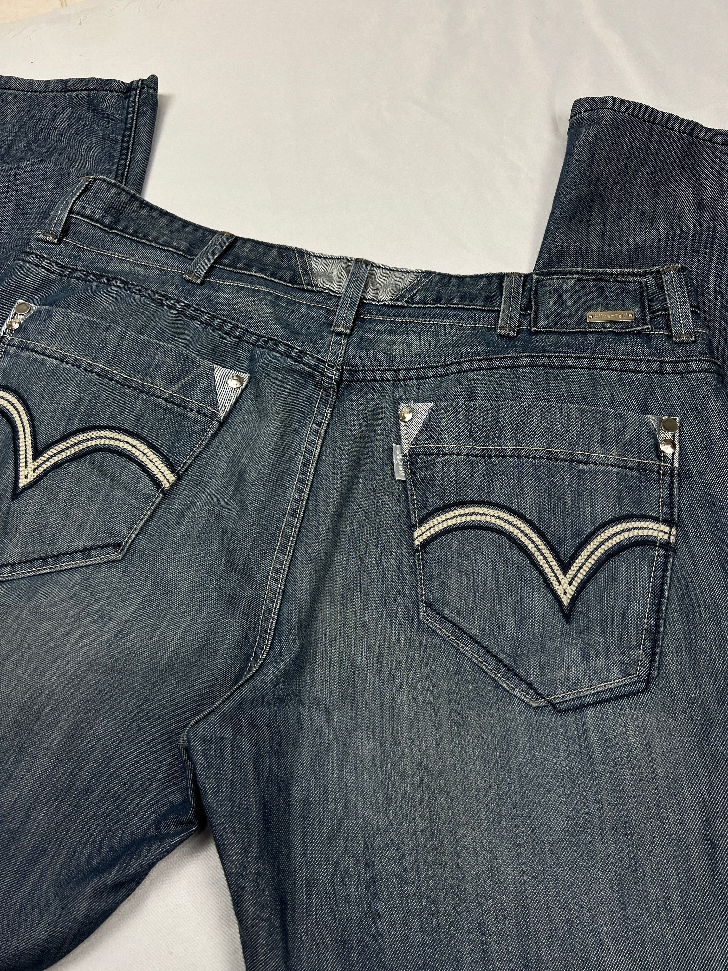 Levi's Silvertab Bootcut Jeans