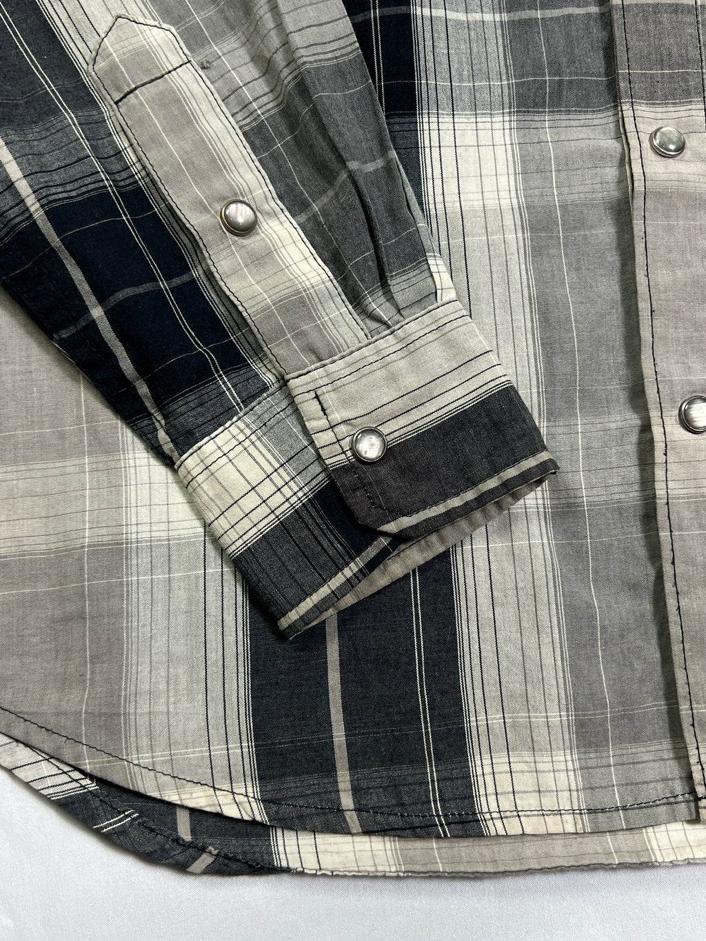 Levi's Pearl Snap Plaid Shirt