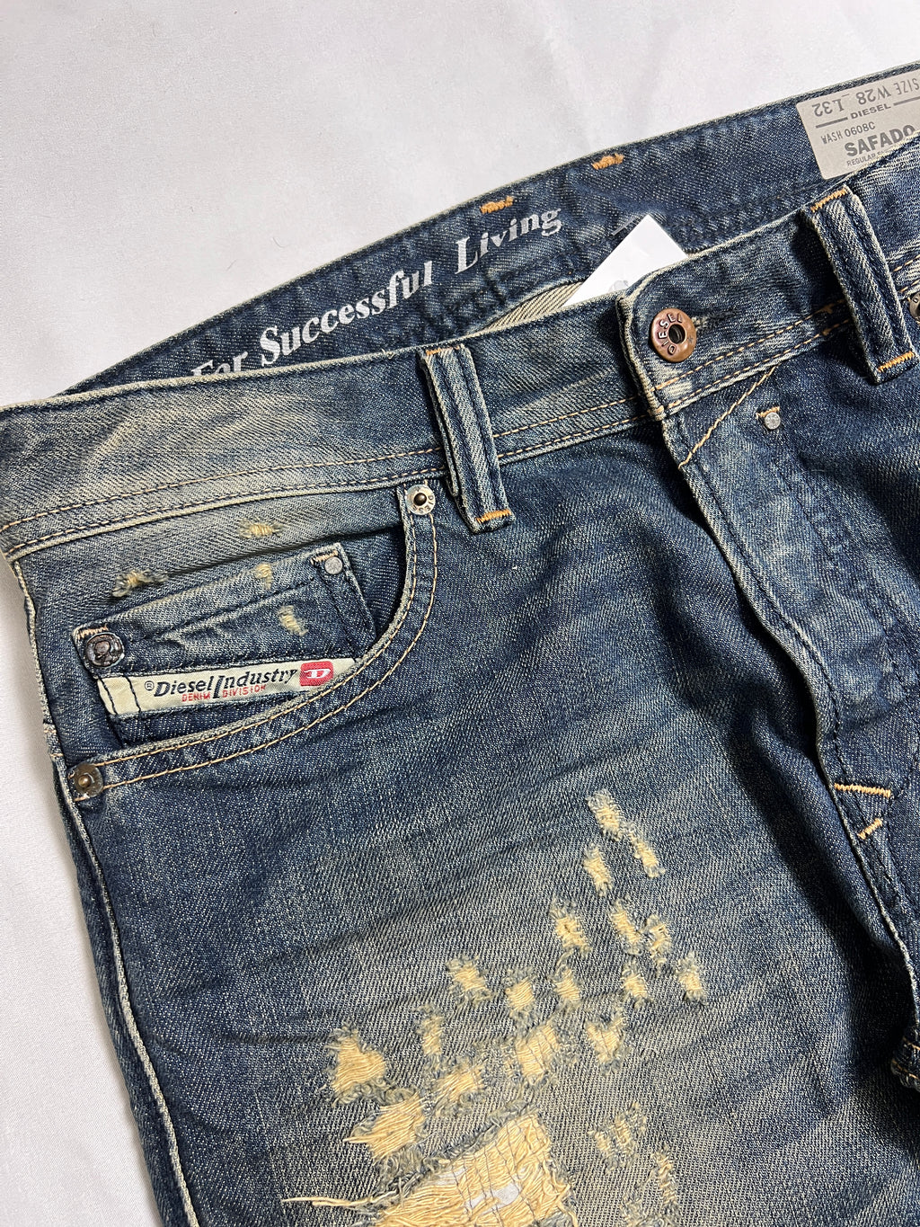 Diesel Safado Destroyed Jeans