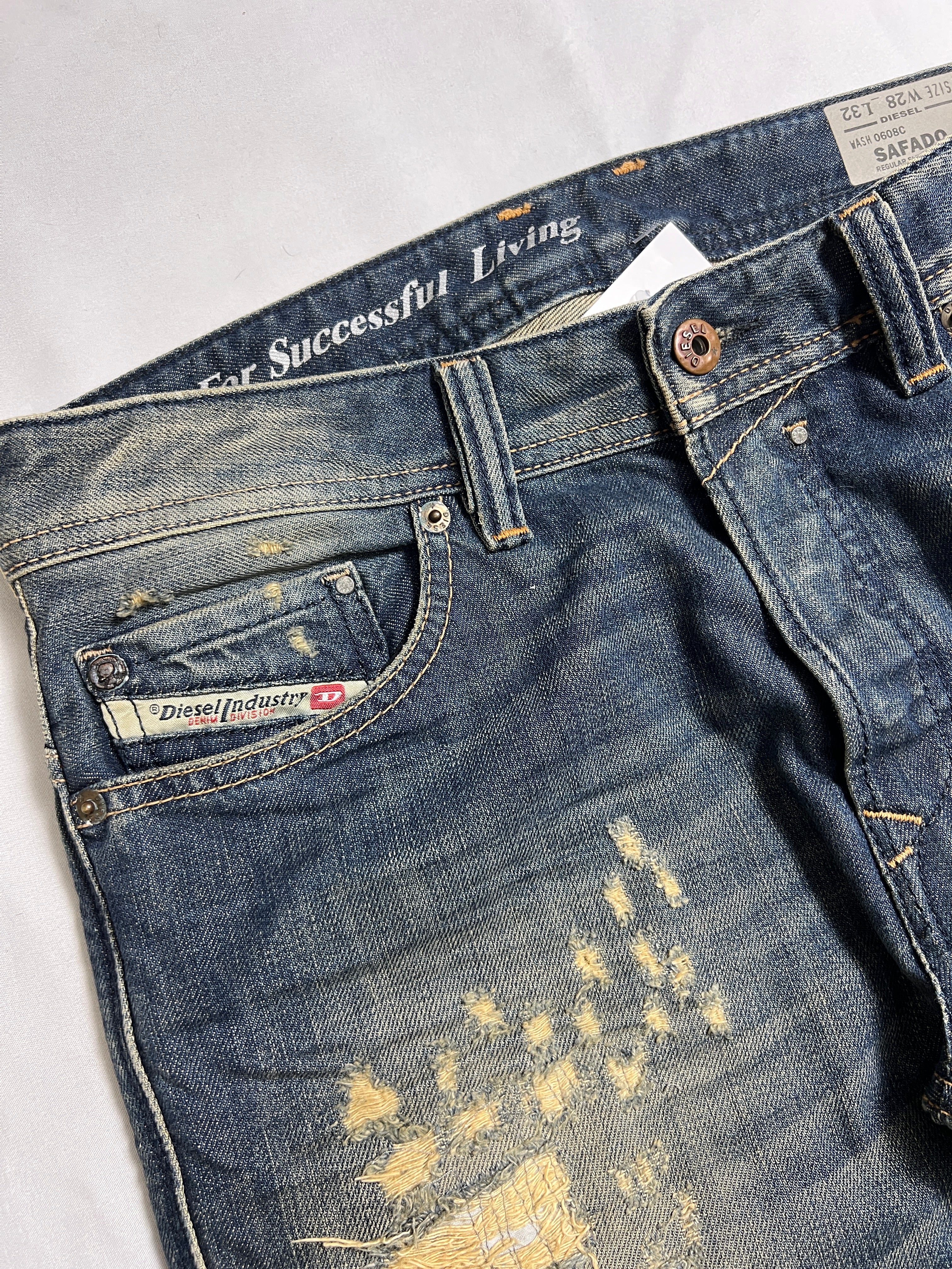 Diesel Safado Destroyed Jeans