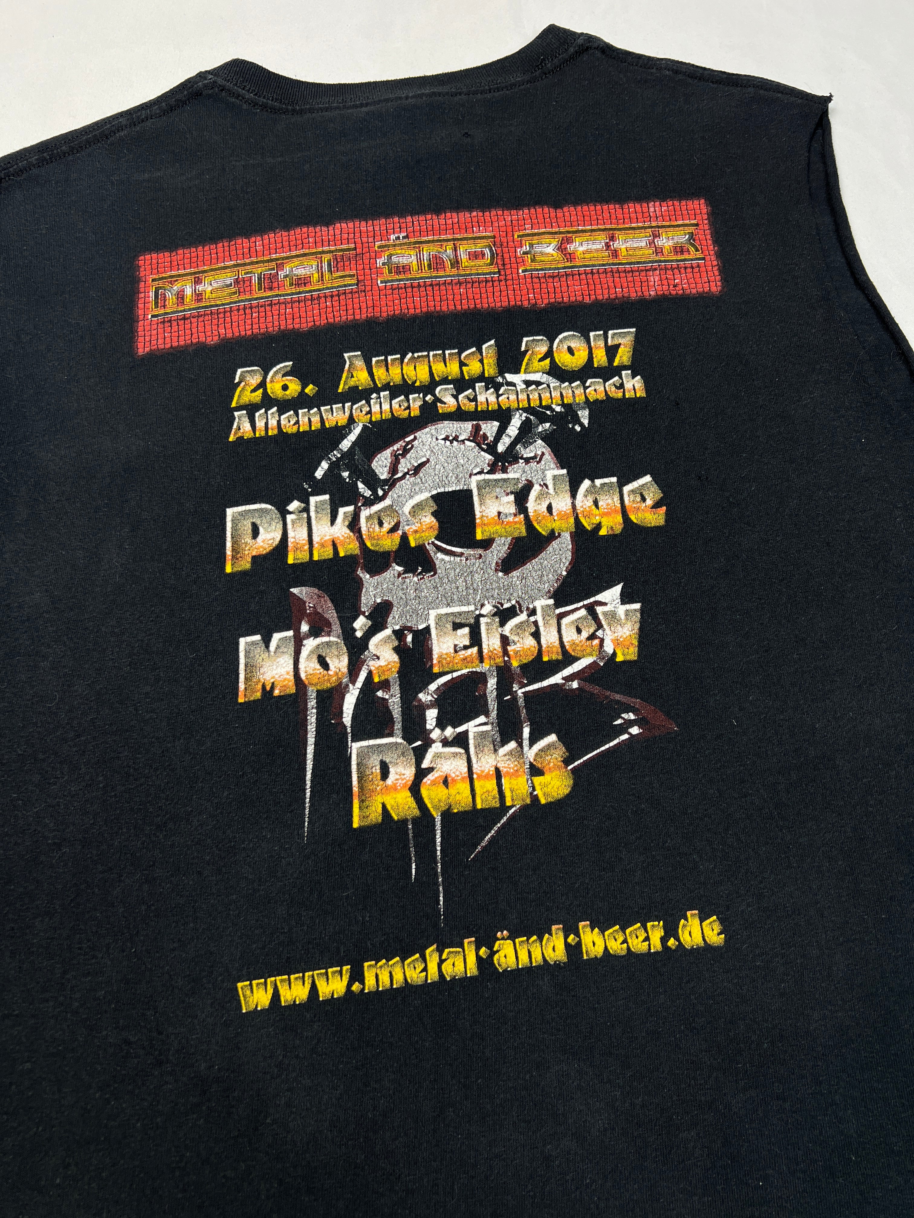 Gildan Metal and Beer 2017 Souvenir T-Shirt