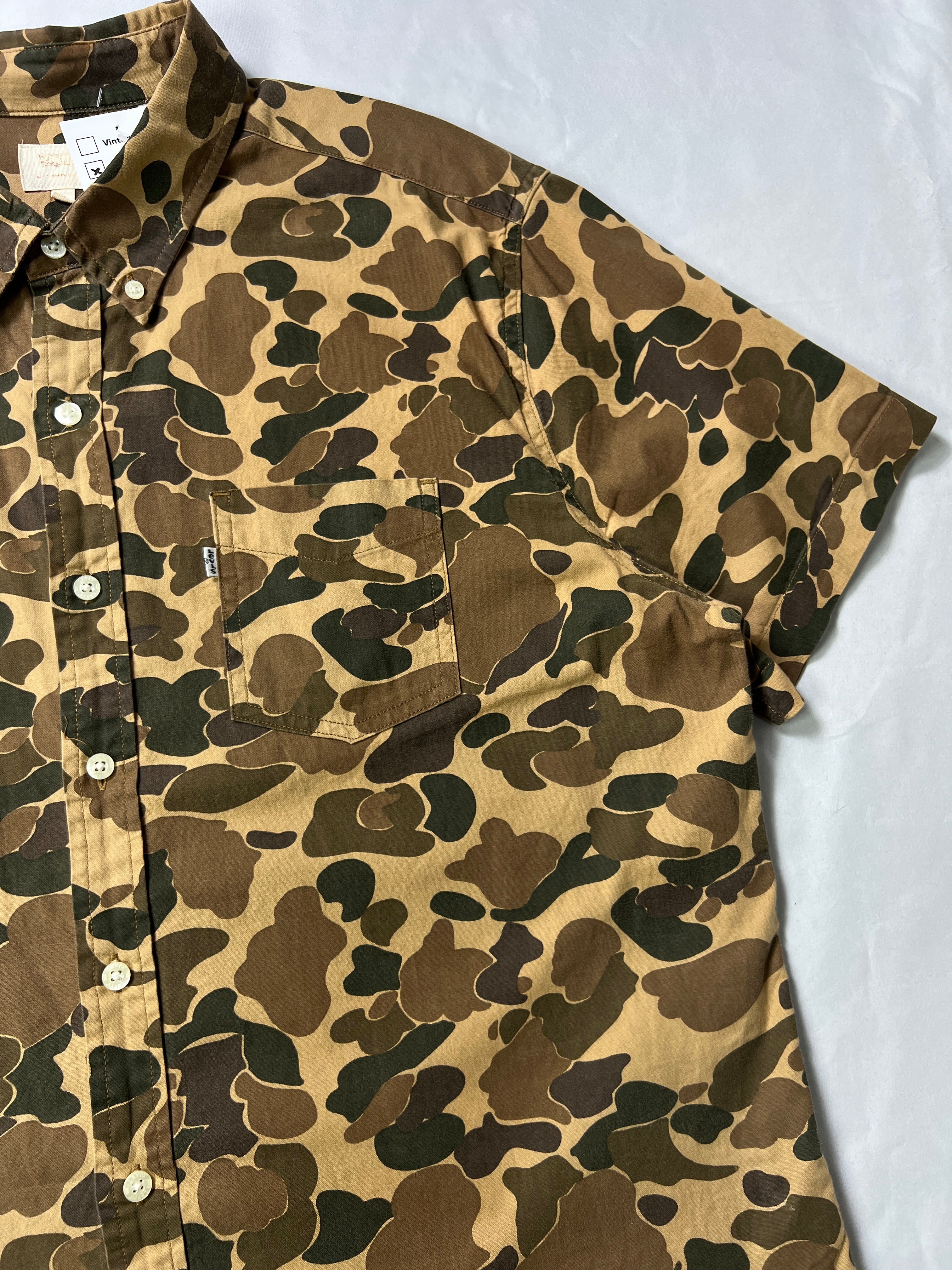 Levi's Camo Boxy Shirt