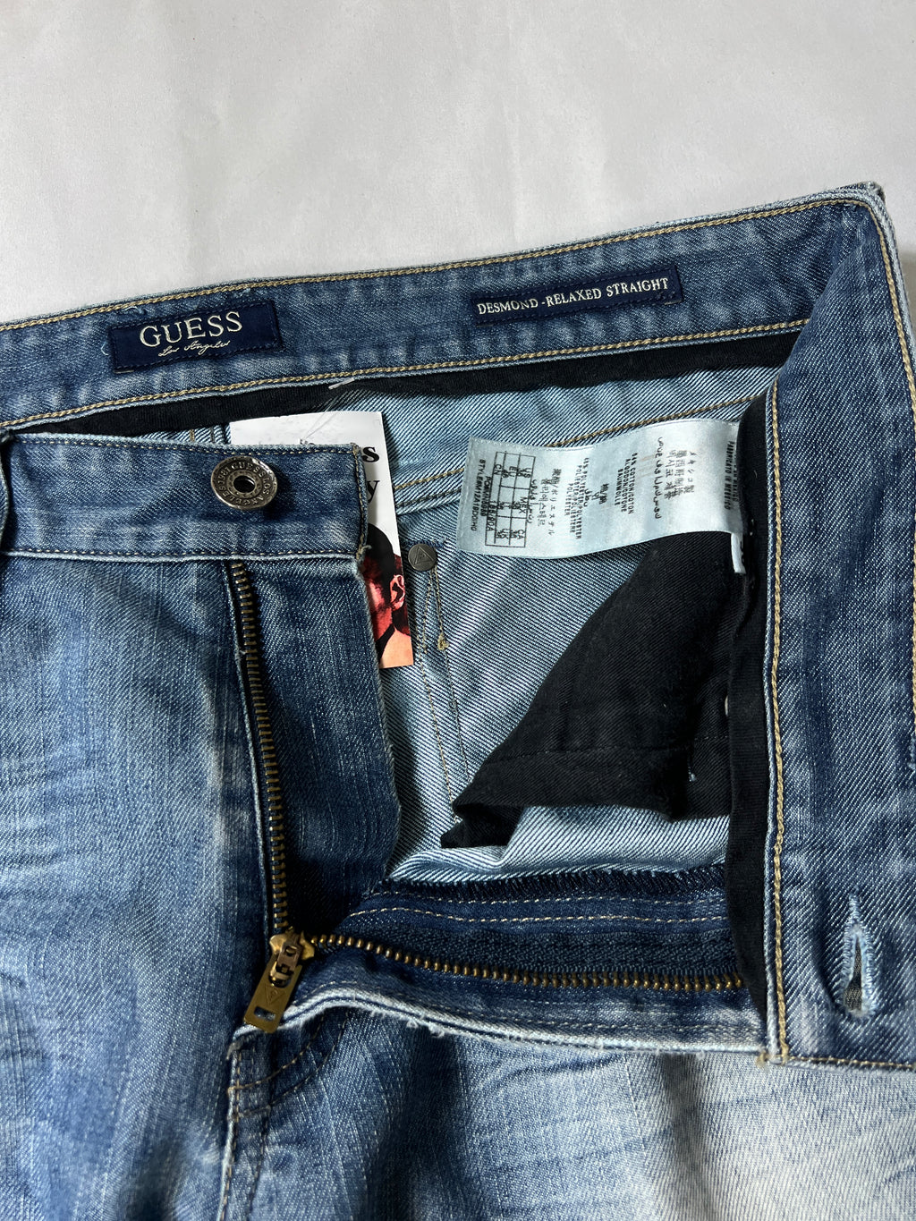 Guess Desmond Relaxed Straight Jeans