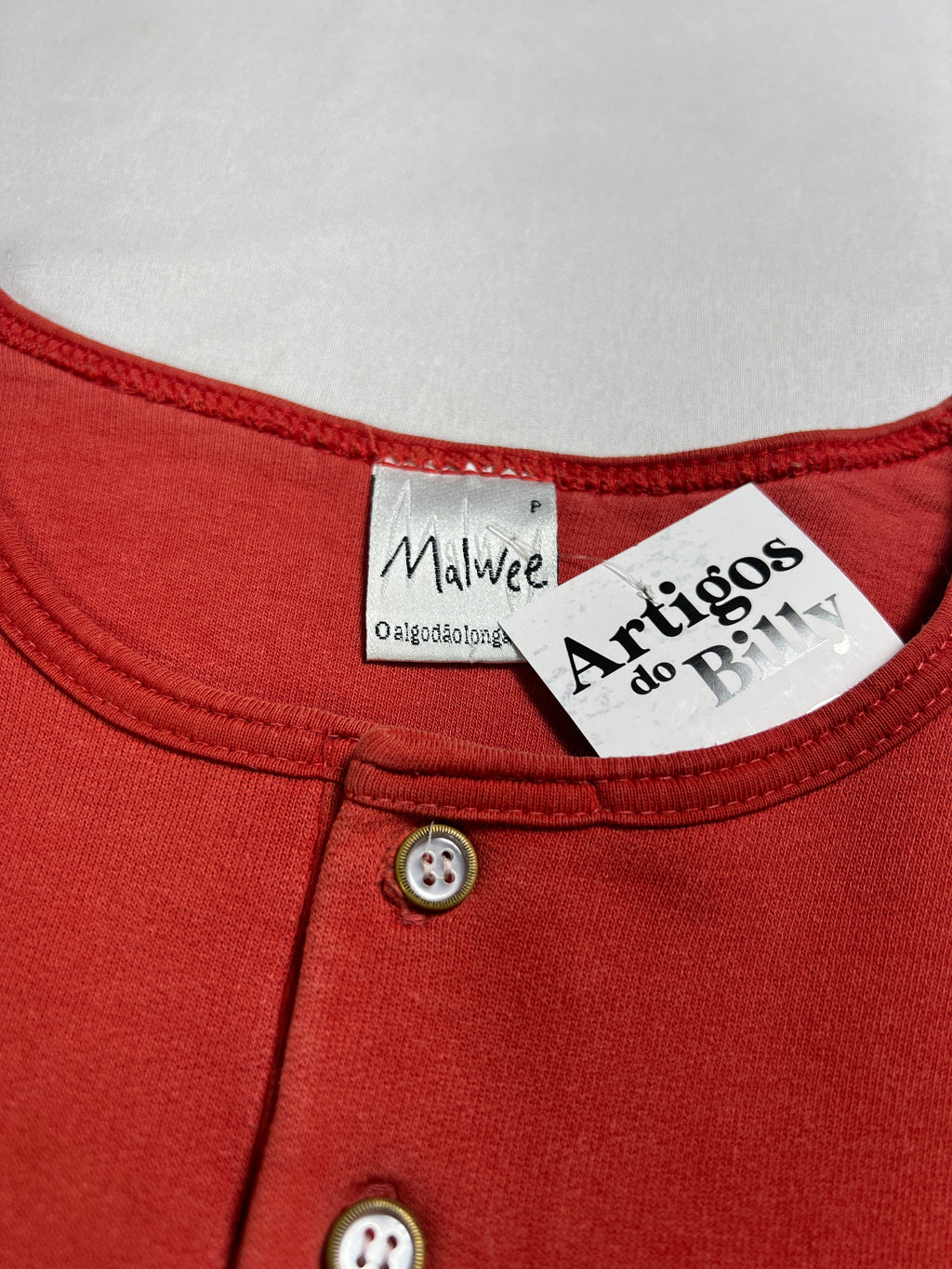 Malwee Two-Button Crewneck