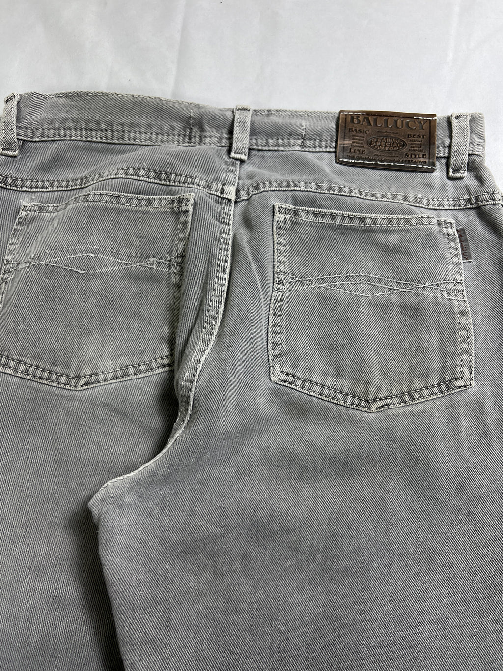 Ballucy Straight Jeans