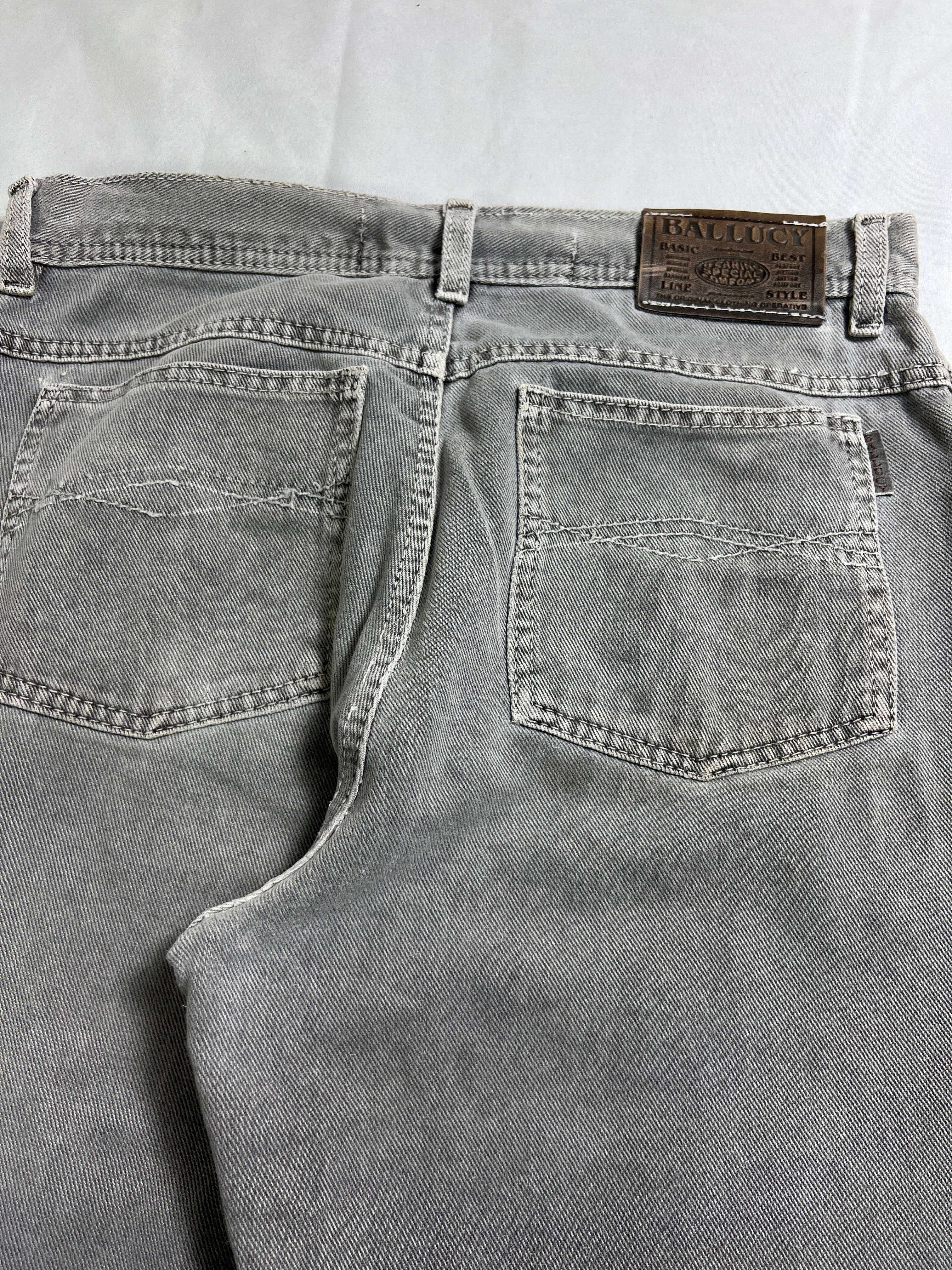 Ballucy Straight Jeans